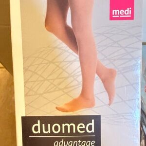 Duomed Advantage Compression Stockings BRAND NEW Size Medium